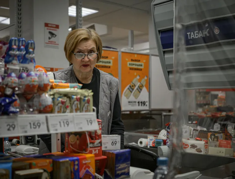 Aisle by Aisle: When Grocery Shopping Built Community Instead of Avoiding It
