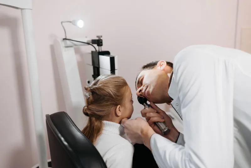 One Room, One Doctor, One Answer: The Era When Medicine Didn't Make You Wait