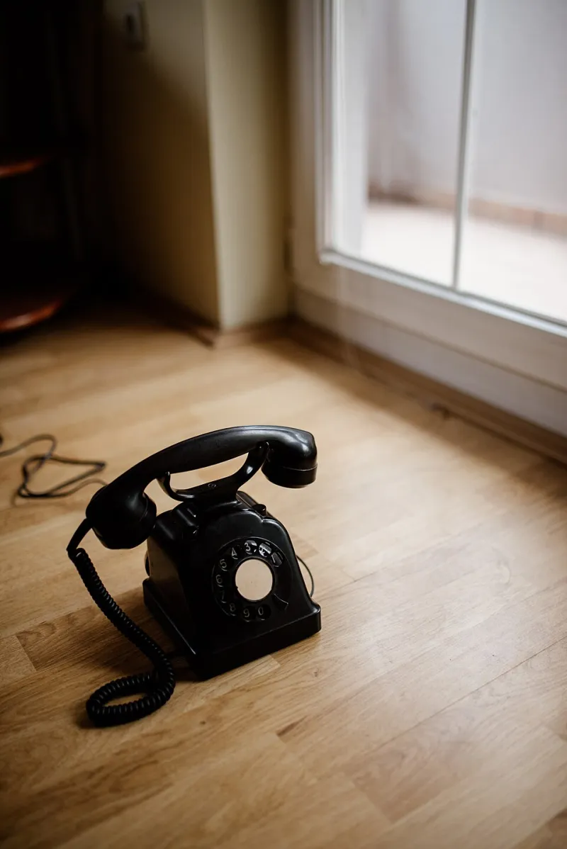 Everybody's on the Line: The Era When Your Phone Call Was the Whole Neighborhood's Entertainment